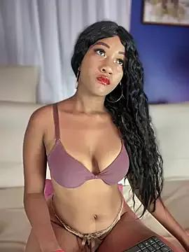 AleezaFrench on StripChat 