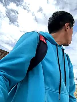 Alexander9827 on StripChat