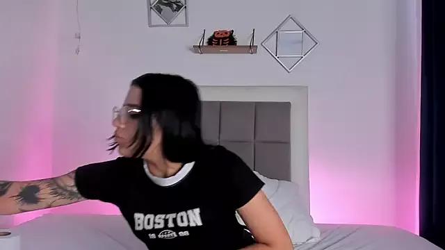 aliice_walker_ on StripChat 