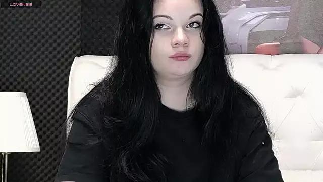 Allisonn223 on StripChat 