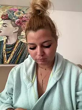 AllysonK on StripChat 