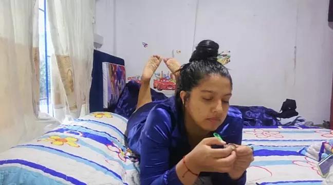 almaswan1 on StripChat 