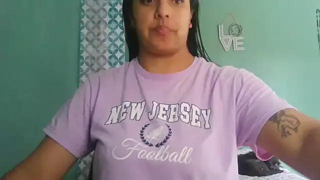almaswan1 on StripChat 