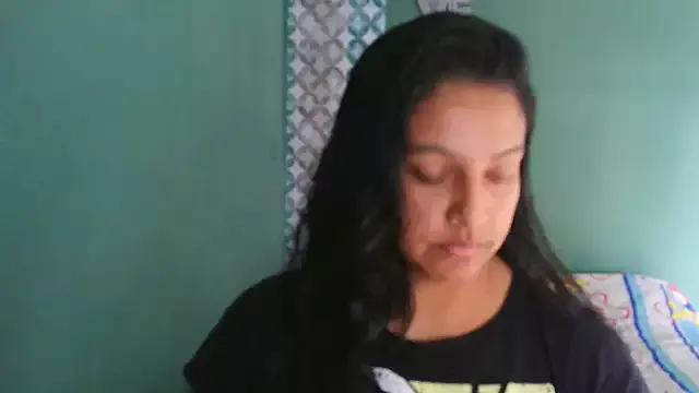 almaswan1 on StripChat 