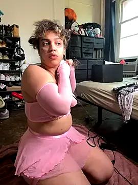 AlyCakes212 — Freechat on StripChat