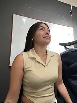 Alyha_Cortes's avatar