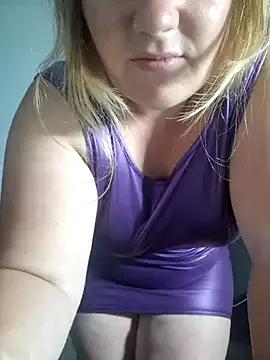 amanda-hornySeduction on StripChat 