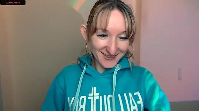 AmandaSell on StripChat