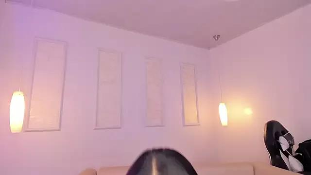 Amaraa_Lewis on StripChat 