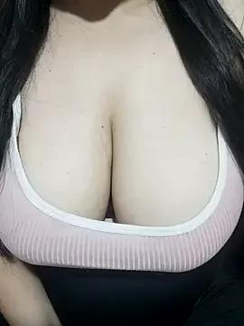 Amber-Sexy on StripChat