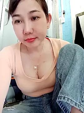 Ana_love2000 on StripChat 
