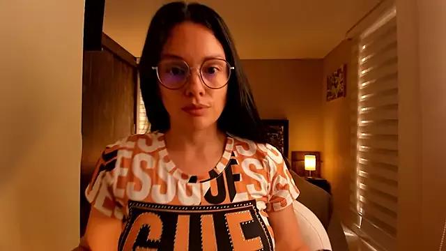 anabel_025 on StripChat 