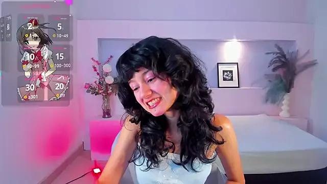 AnaisVelvet7 on StripChat 