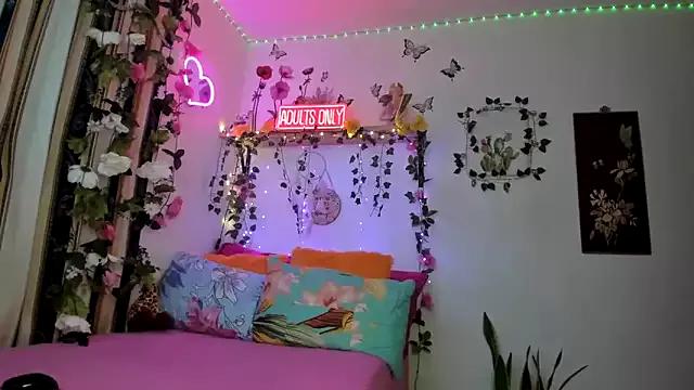 anasttacia_210 on StripChat 