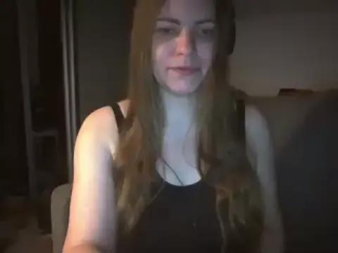 AnnaDiamond1 on StripChat 