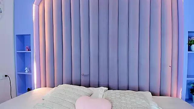 Annavic_ on StripChat 