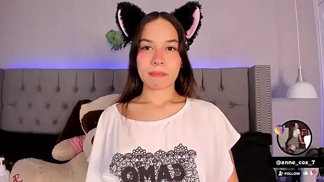 Anne_cox on StripChat