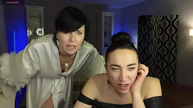 Anne_Line on StripChat 
