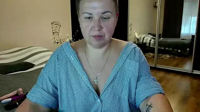 Annet1912 on StripChat 