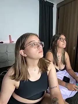 Annie_Grosse on StripChat 