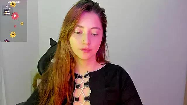 annie_mora on StripChat 