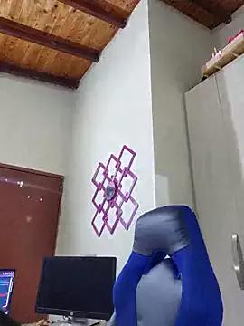 anny_vittar on StripChat 