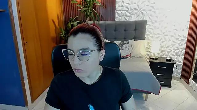annyfischer on StripChat 