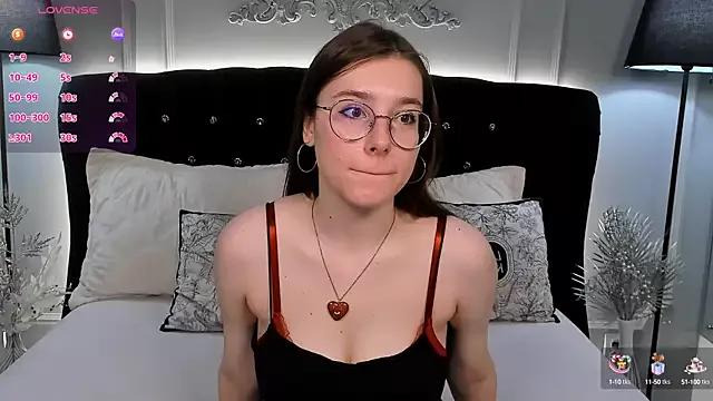 AnnyNextDoor on StripChat 