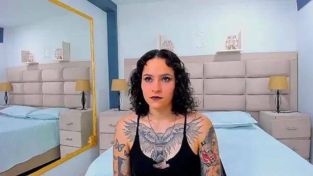 AnnyThompson_ on StripChat