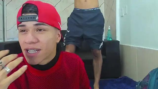 anyelo_waller on StripChat