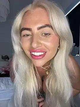 Arabellalee23 on StripChat 