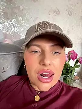 Arabellalee23 on StripChat 