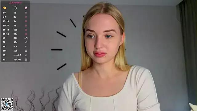 ArdathHalfhill on StripChat 