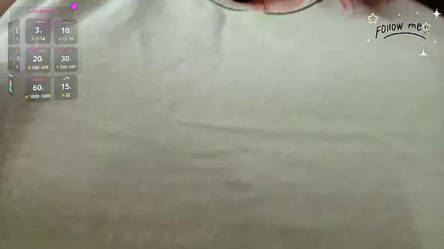 aria_li on StripChat 