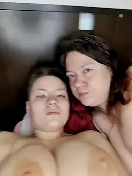 AriaCuteOh on StripChat 