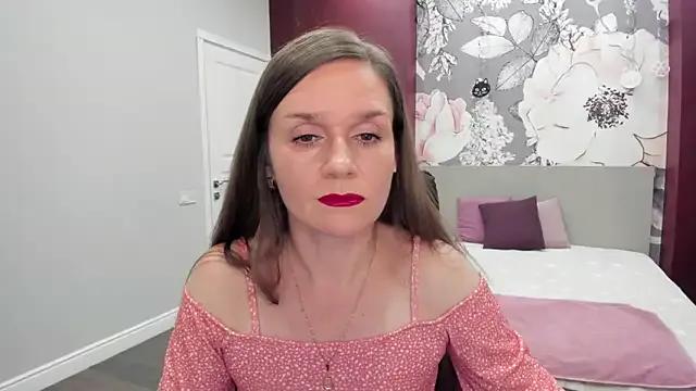 AriaGray on StripChat 