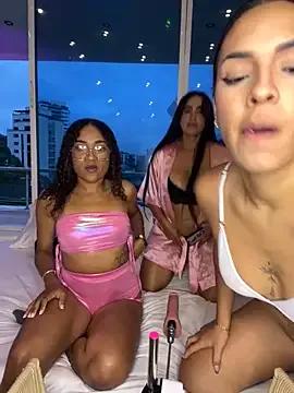 ARIANA-SEX-SHOW — NAKEDRIDE DILDOHARD BIG SQUIRT