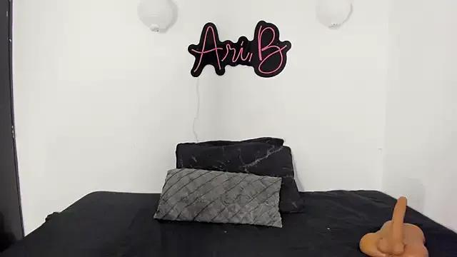 arii_barthon on StripChat