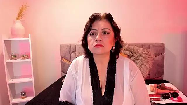 aroonmilf on StripChat 