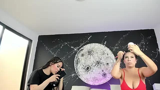 AsiaAndZoe on StripChat 
