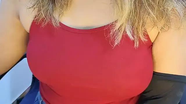 Asian_FemQeen on StripChat 