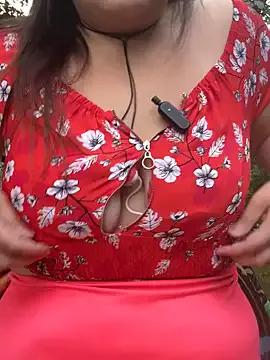 asianmama888 on StripChat 