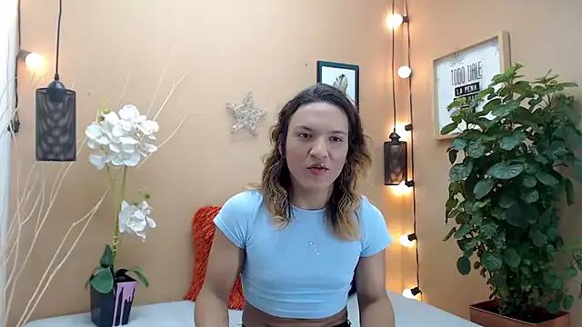 aslyhernandez_7 on StripChat