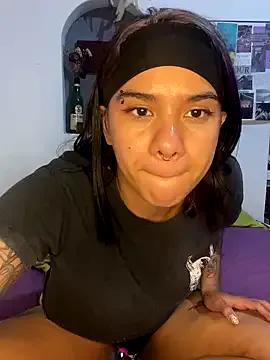 AstridFortune on StripChat