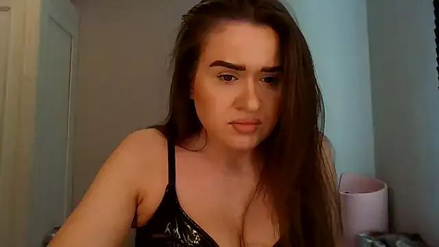 avajade on StripChat 