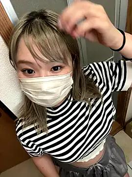 awabi_awb on StripChat 