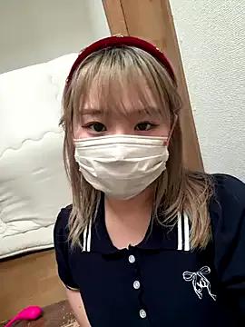 awabi_awb on StripChat 