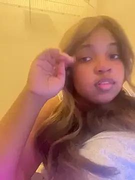 AwkwardJasminee on StripChat 