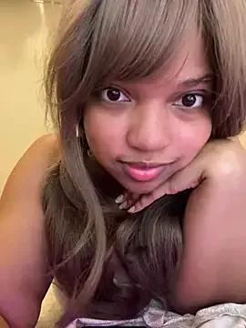 AwkwardJasminee on StripChat 