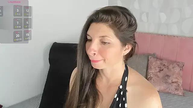 Azahara_Amin_ on StripChat 